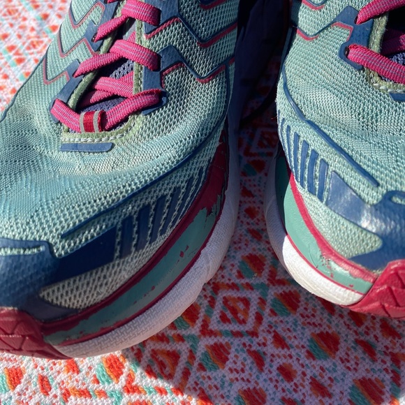 Hoka size 8 - Picture 5 of 11